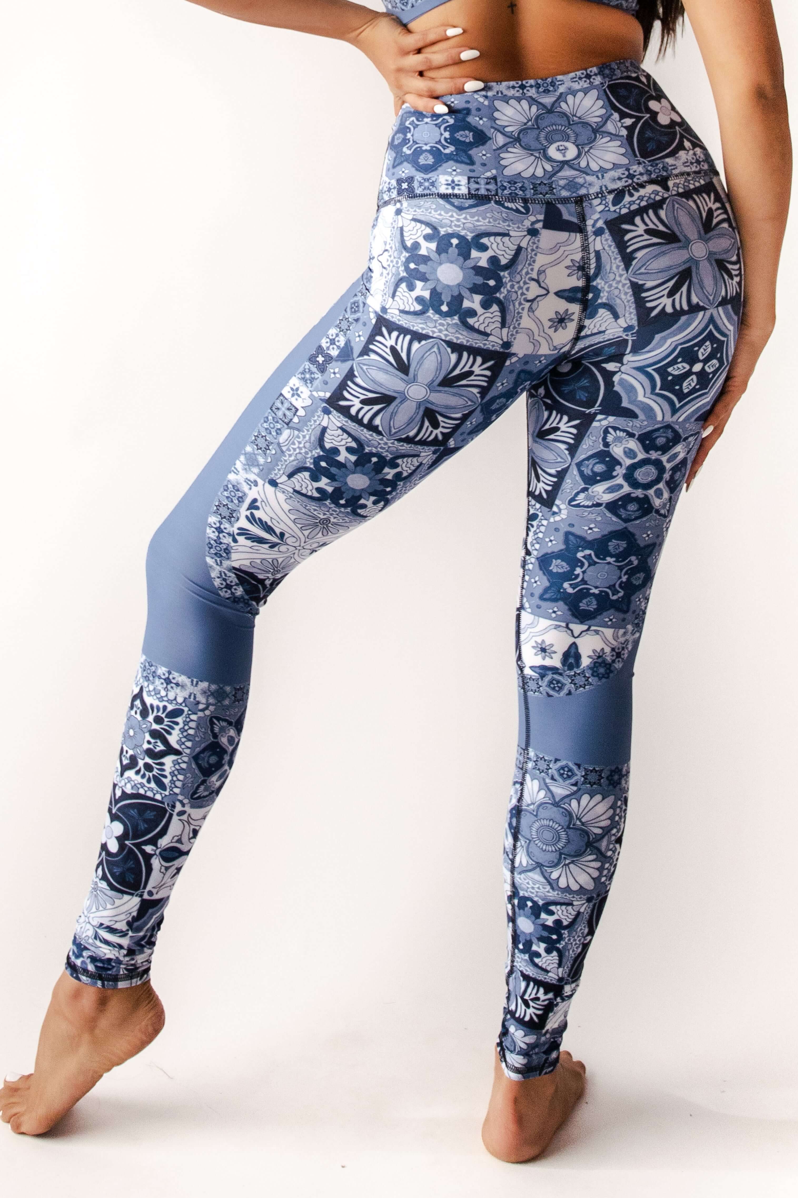 Mosaic In Blue Printed Yoga Leggings