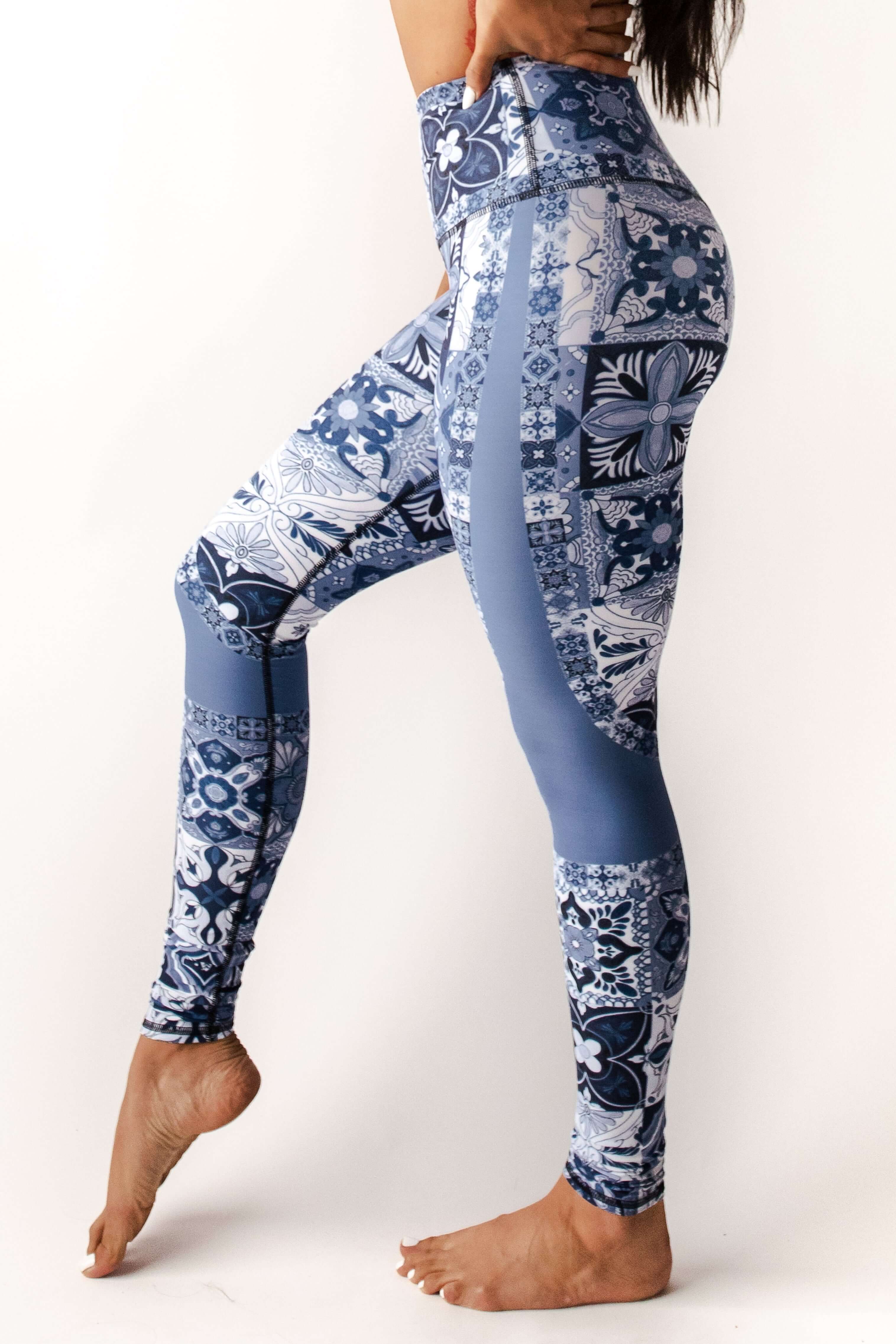 Mosaic In Blue Printed Yoga Leggings