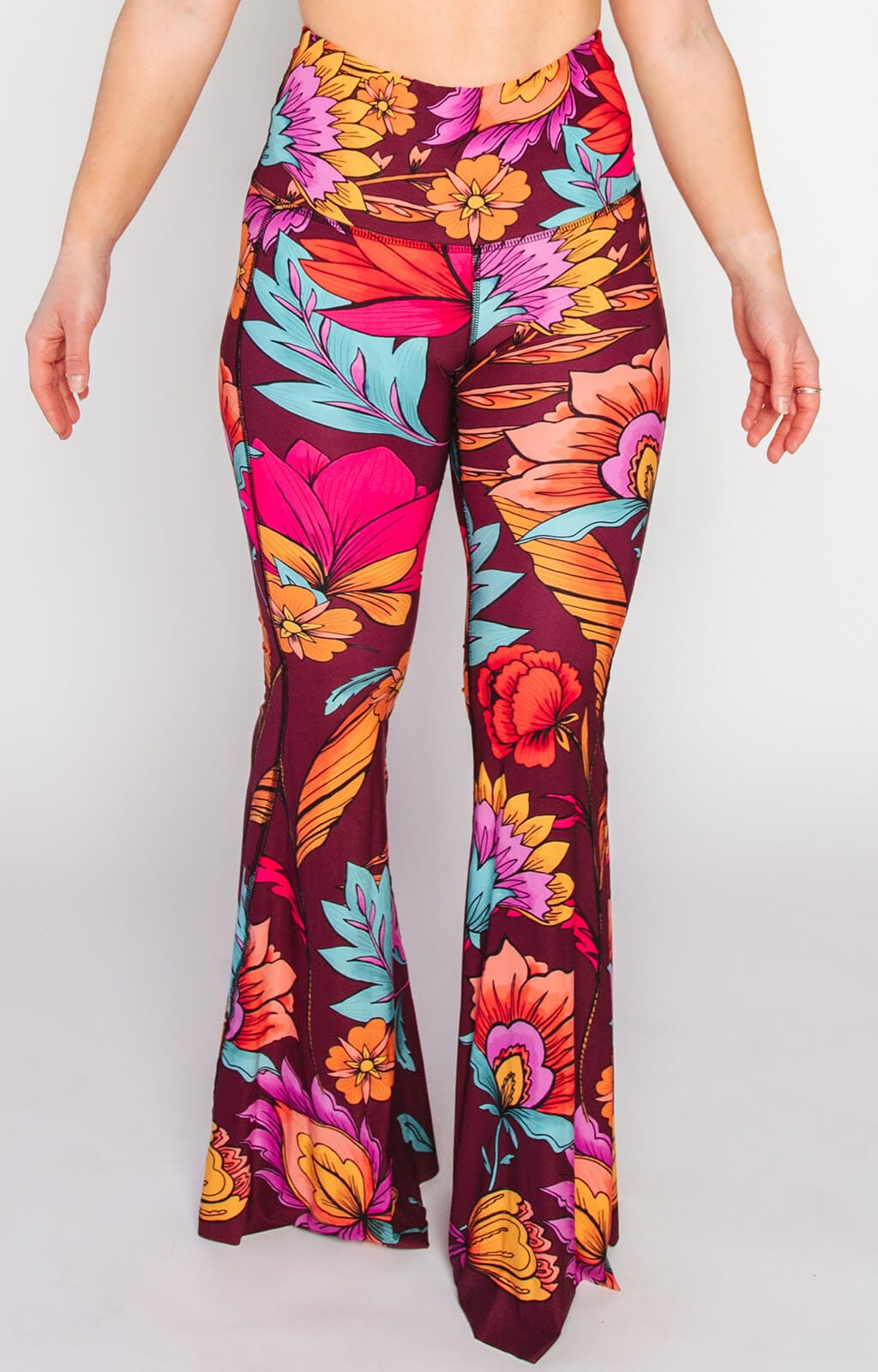 Pantalones acampanados con estampado Indie Flow