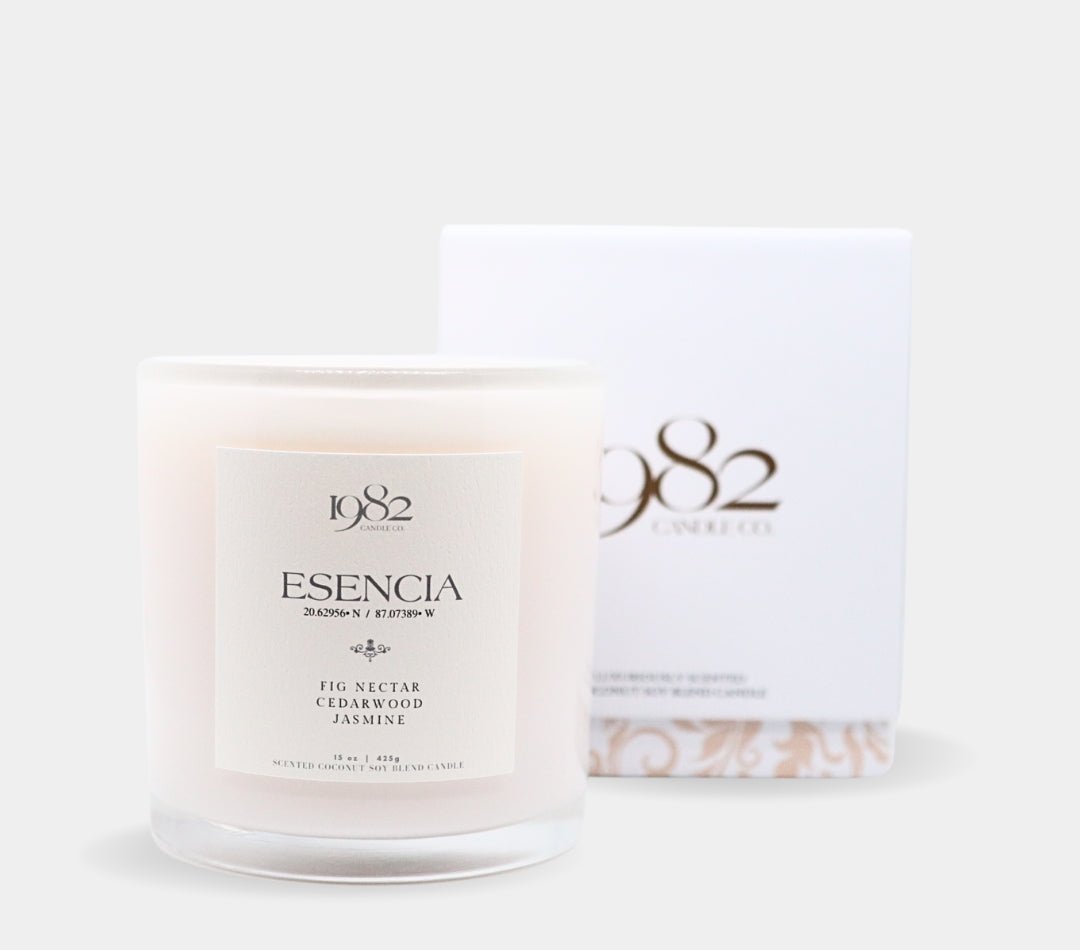 1982 Candle Co.™ Esencia 20° 87° (15 oz Double Wick) - Notes: Fig Nectar, Cedarwood, Citron, Zest, Benzoin & Musk