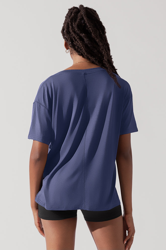 Daring Deep V T-Shirt - Dunkelmarineblau