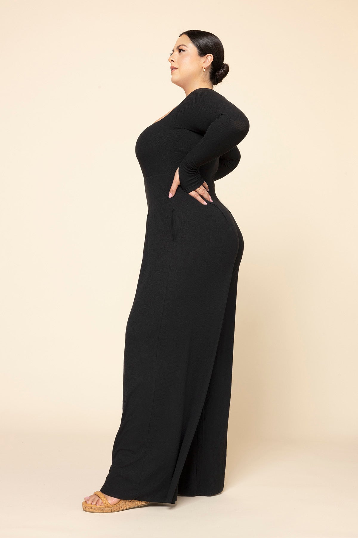 Go With The Flow – Langärmliger Jumpsuit - Schwarz 