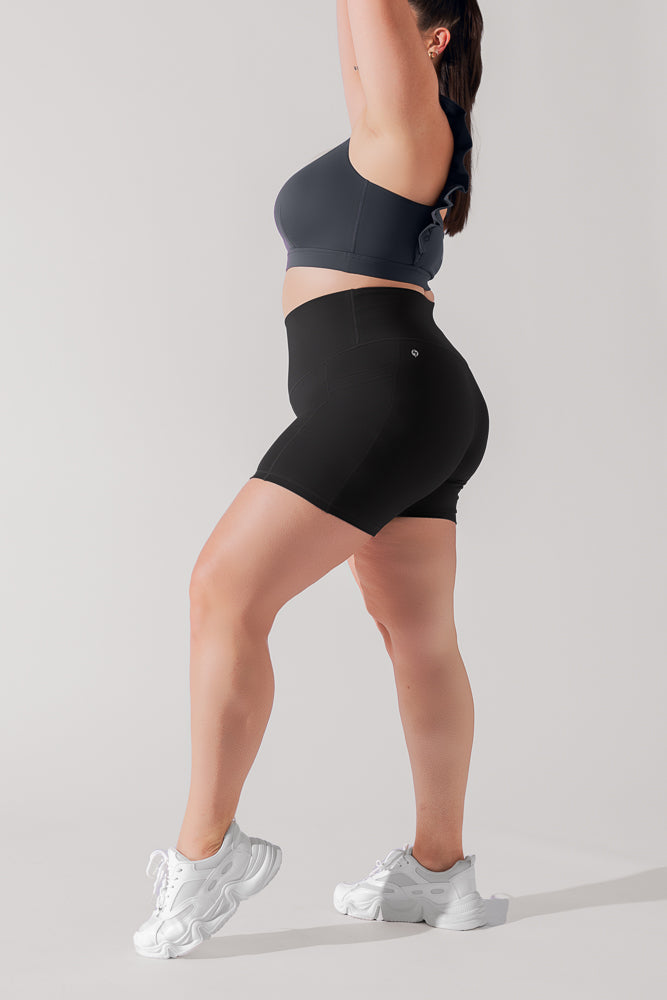 Supersculpt™ Midi Short with Pockets - Black