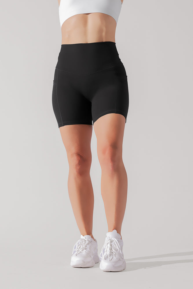 Supersculpt™ Midi Short with Pockets - Black