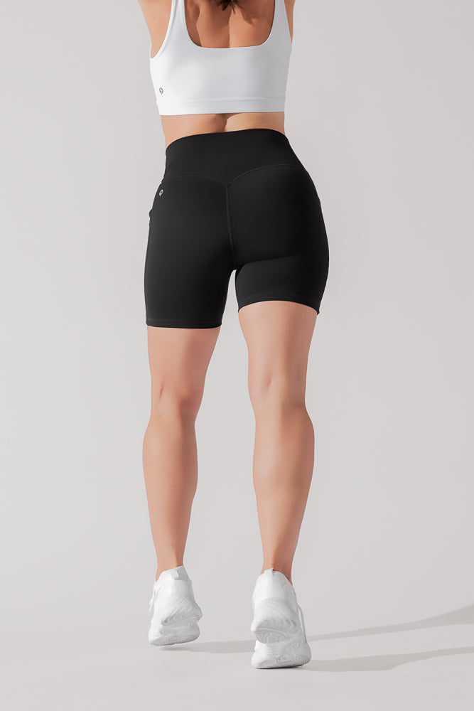 Supersculpt™ Midi Short with Pockets - Black