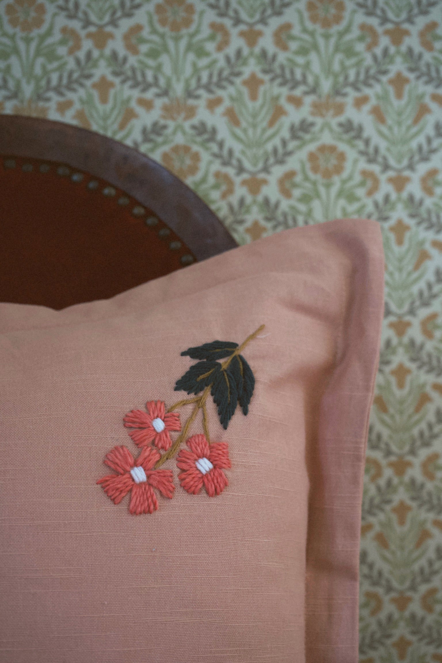 Ada Clare Pillow (Dusty Pink)