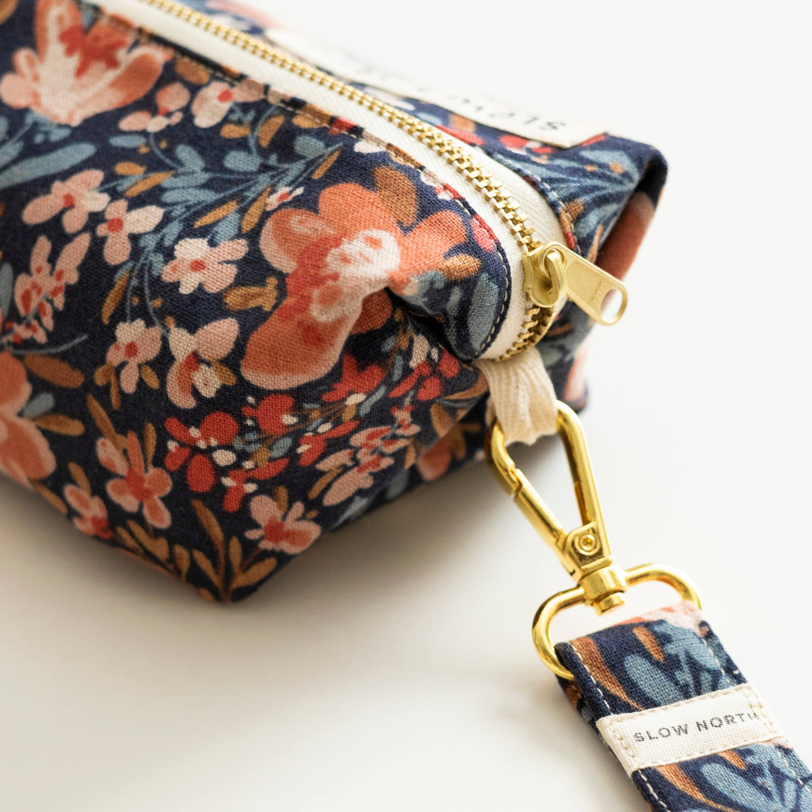 Travel Pouch - Pom Blossom