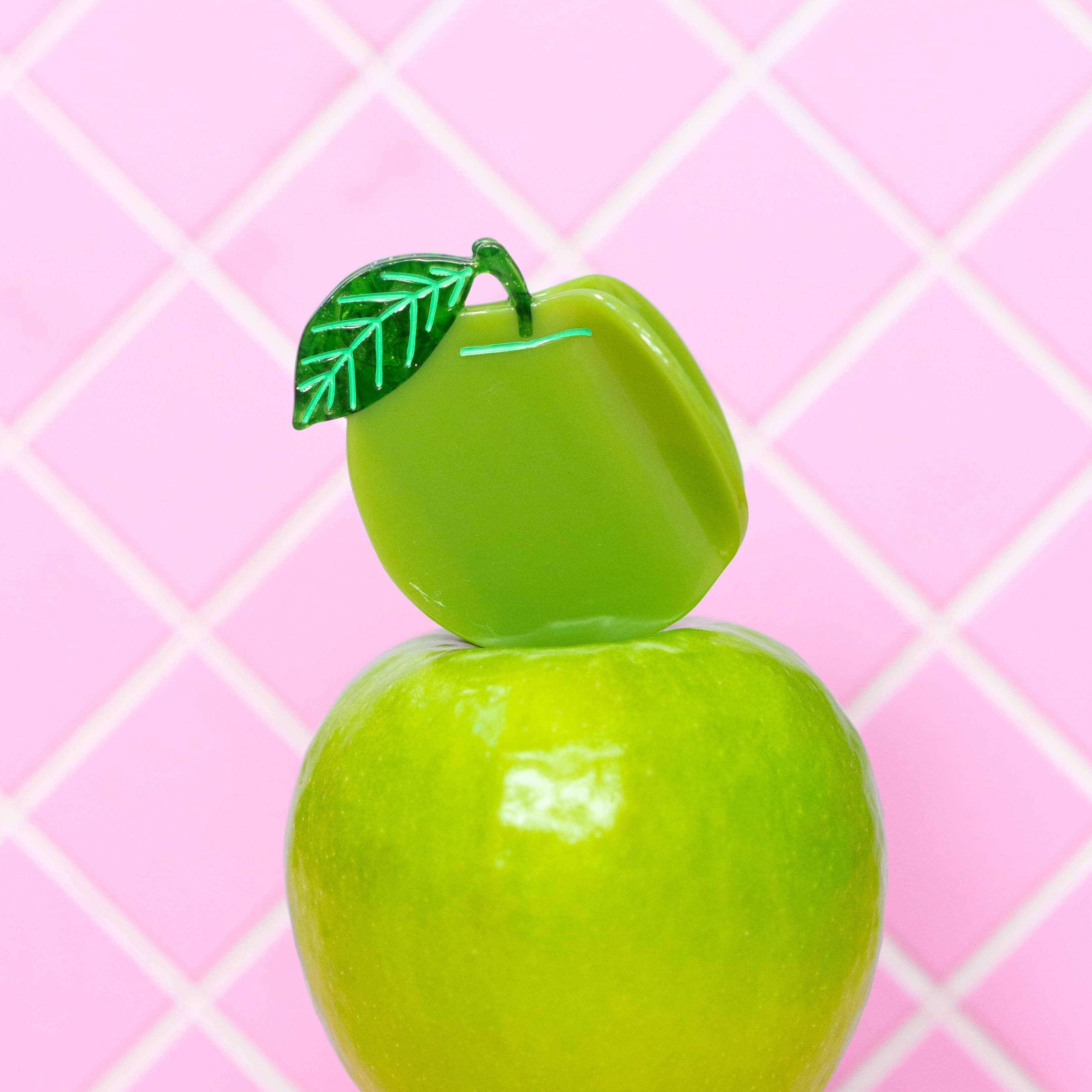 Midi Apple Hair Claw Clip