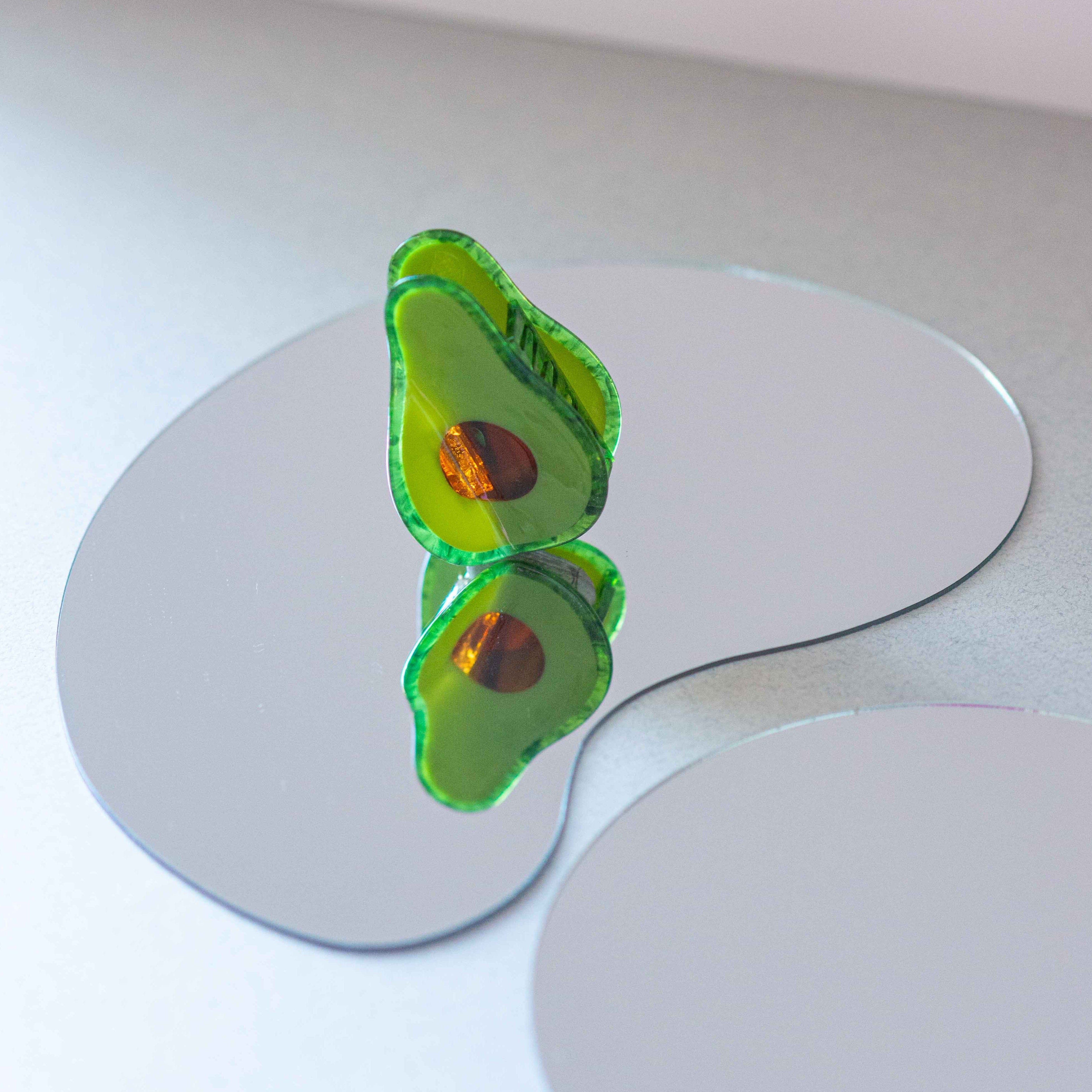 Midi Avocado Hair Claw Clip