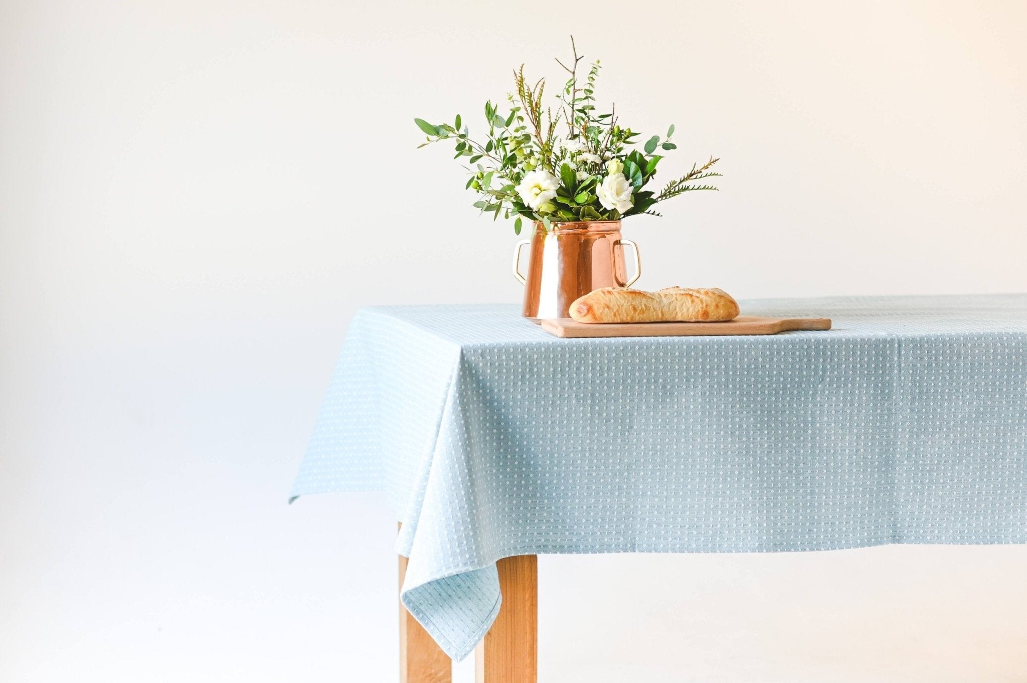 Galley & FenBlue Dotted Tablecloth - M.S Skincare