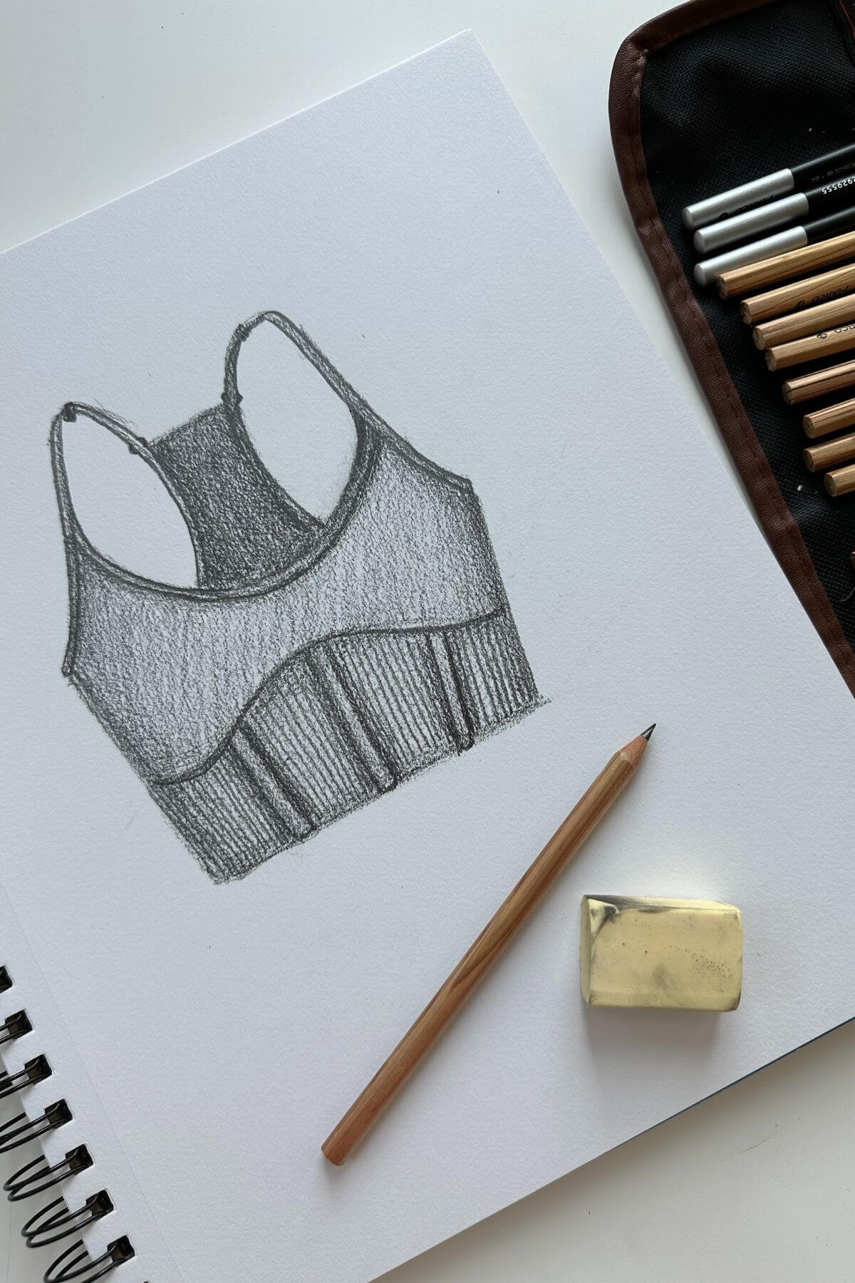 Bralette corto con corsé Plié - Negro