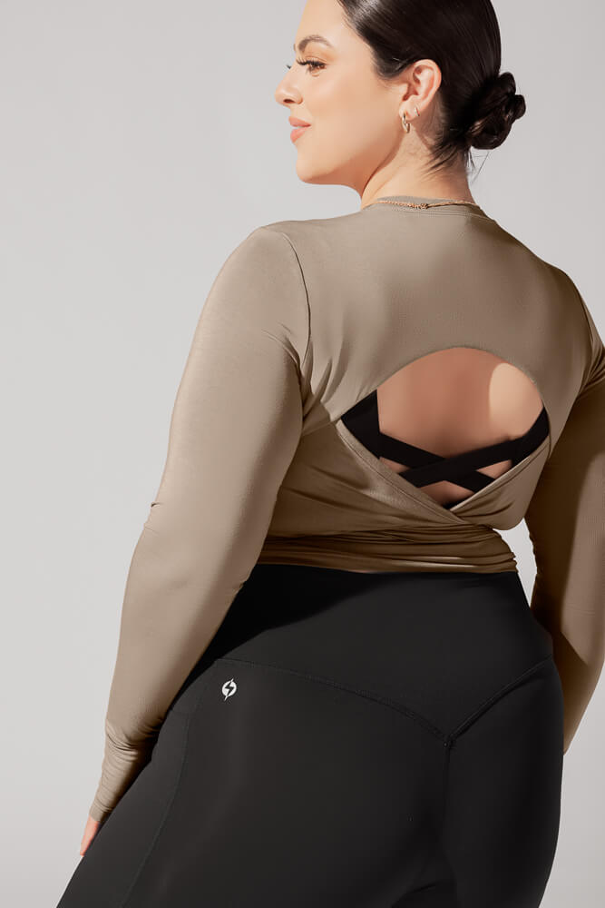 POPFLEX®Bow Back Reversible Long Sleeve Top - Shiitake - M.S Skincare