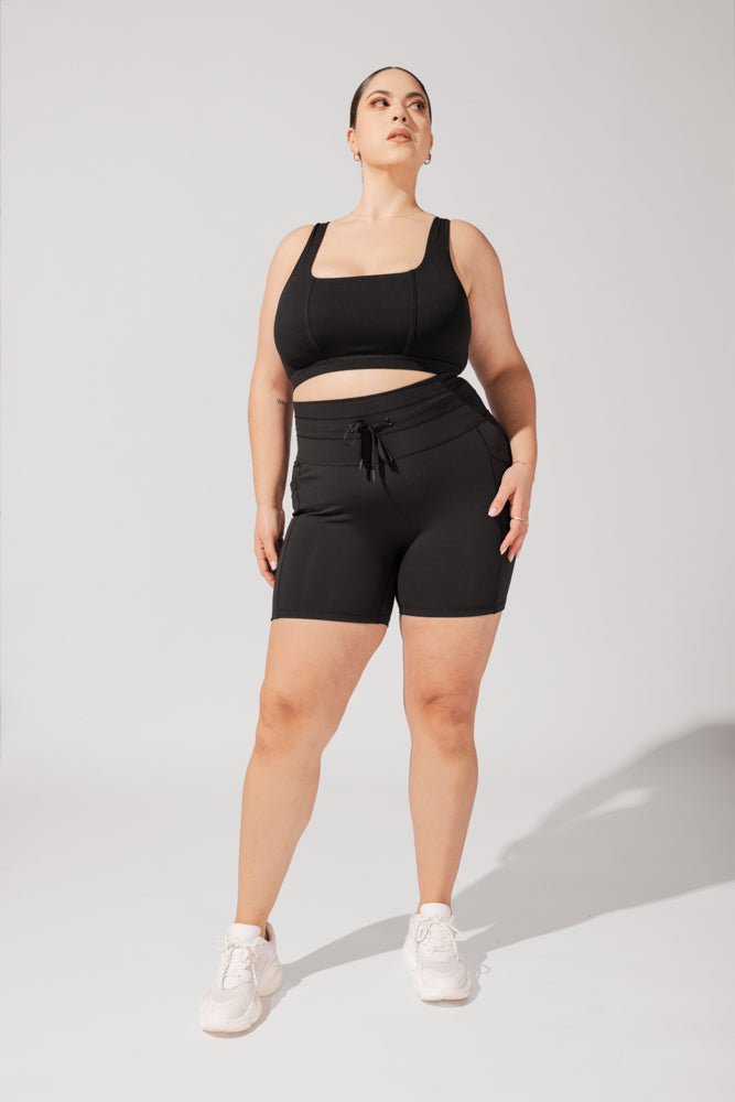 POPFLEX®Cargo Booty Short - Black - M.S Skincare