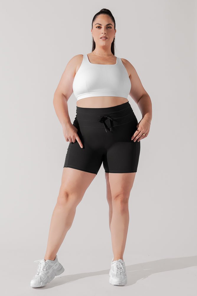 POPFLEX®Cargo Midi Short with Pockets - Black - M.S Skincare