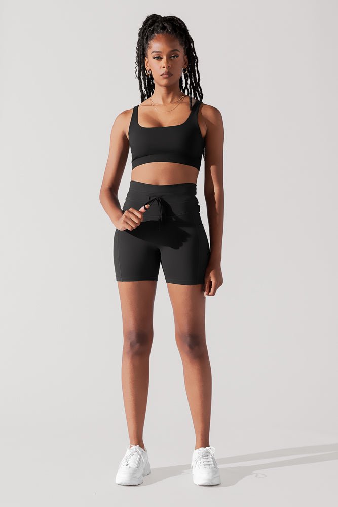 POPFLEX®Cargo Midi Short with Pockets - Black - M.S Skincare