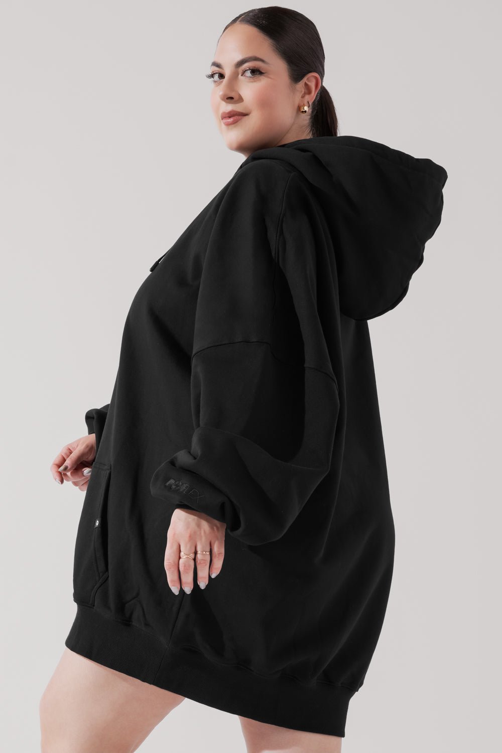 POPFLEX®Long Cloud Hoodie - Black - M.S Skincare