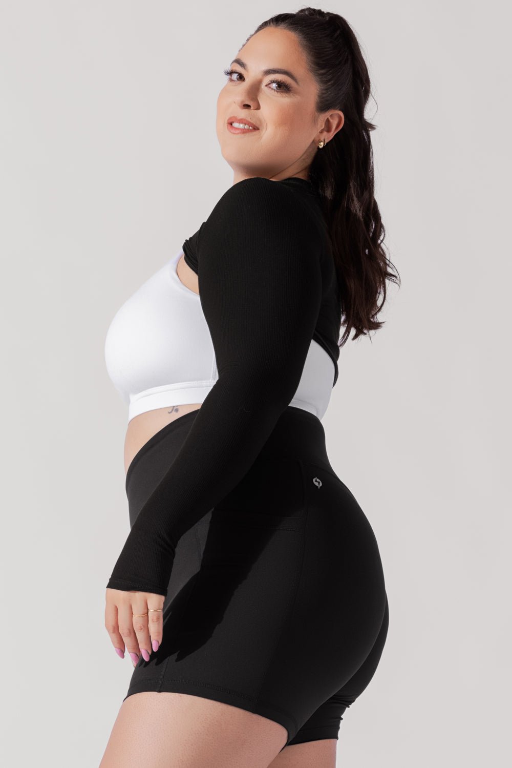 POPFLEX®Relevé Ribbed Shrug - Black - M.S Skincare