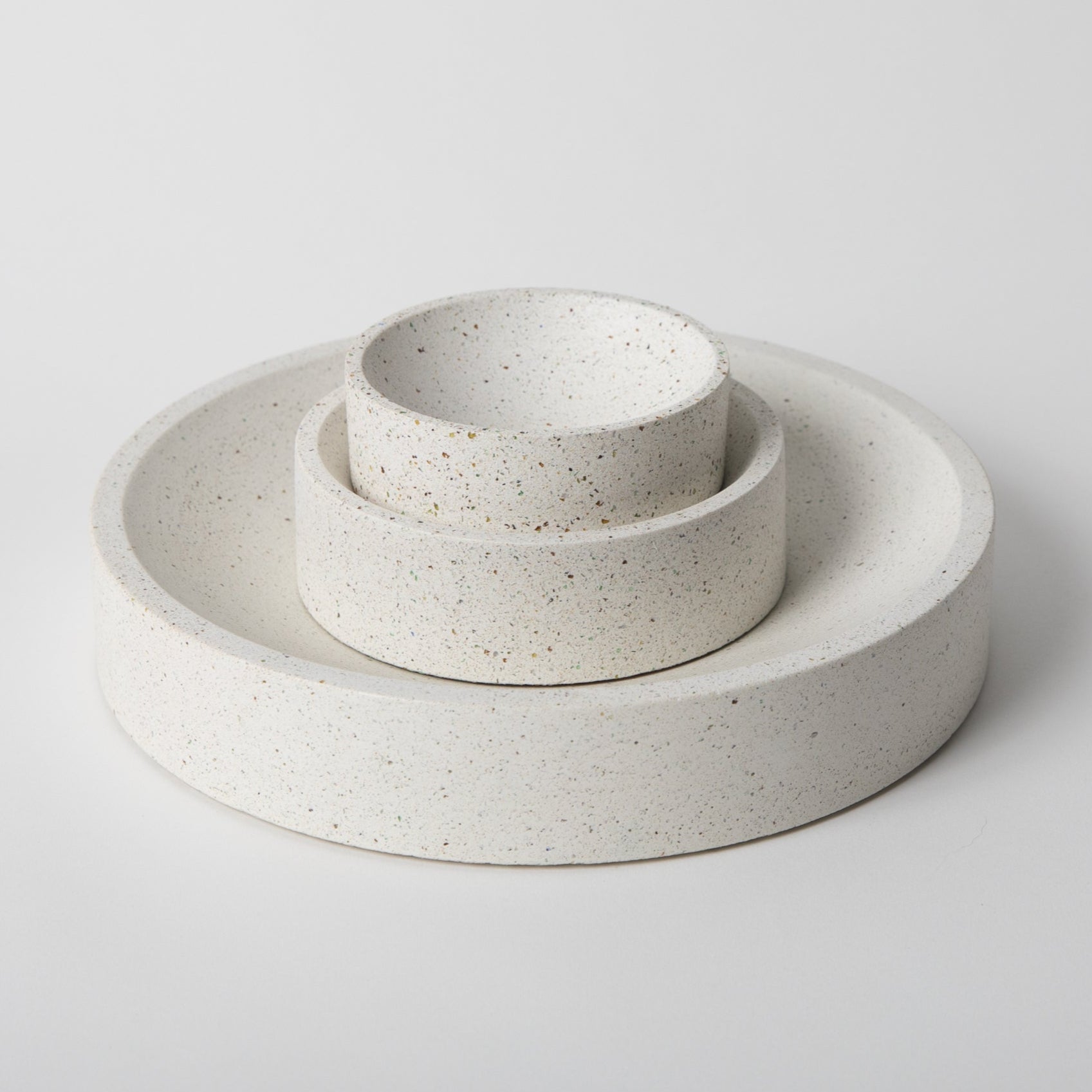 Pretti.Cool 5" Catch - All | White Terrazzo