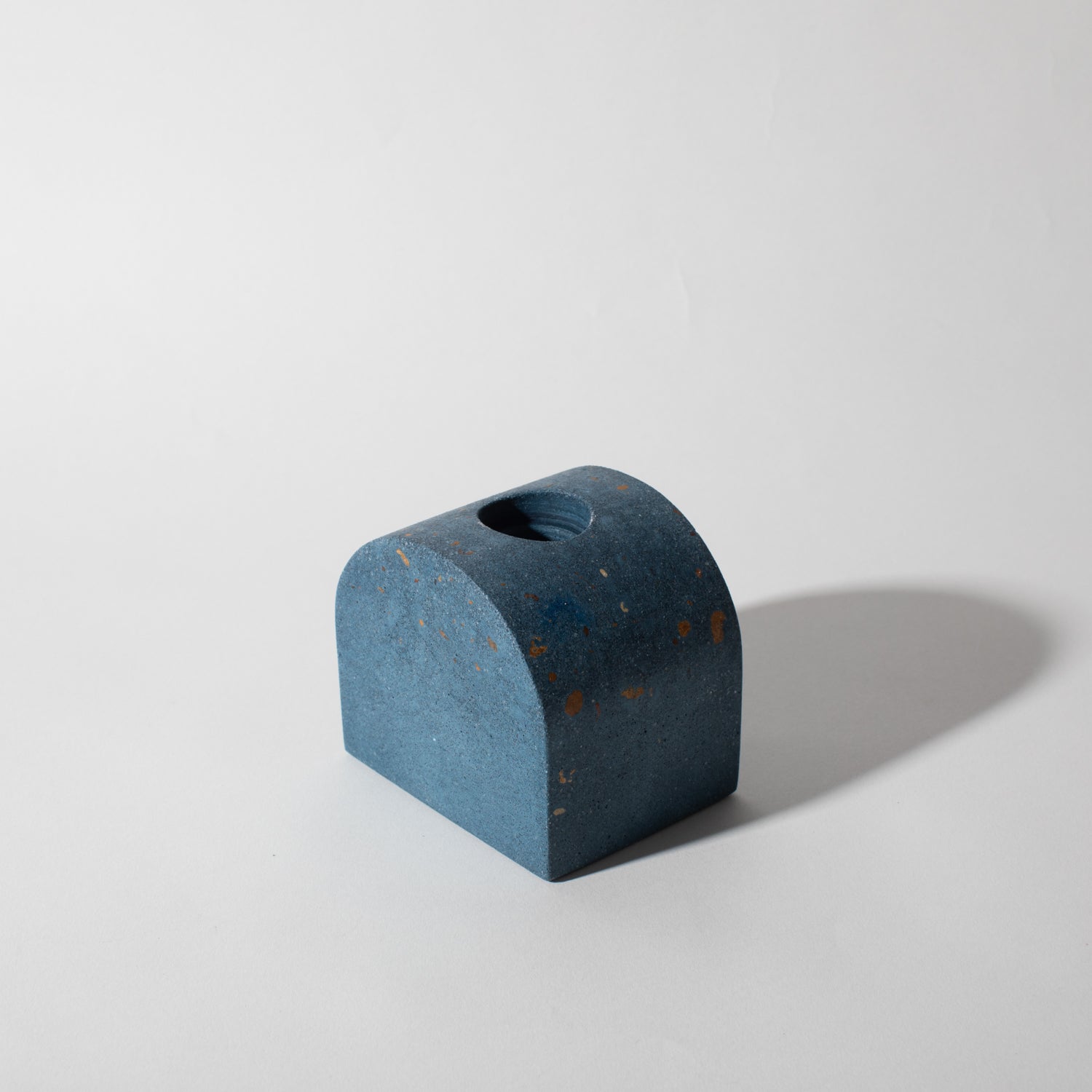 Pretti.CoolArch Candlestick Holder | Cobalt Terrazzo - M.S Skincare