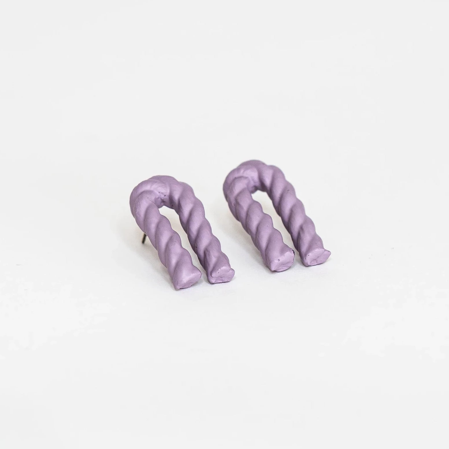 Pretti.CoolBent Twizzle Earrings - M.S Skincare