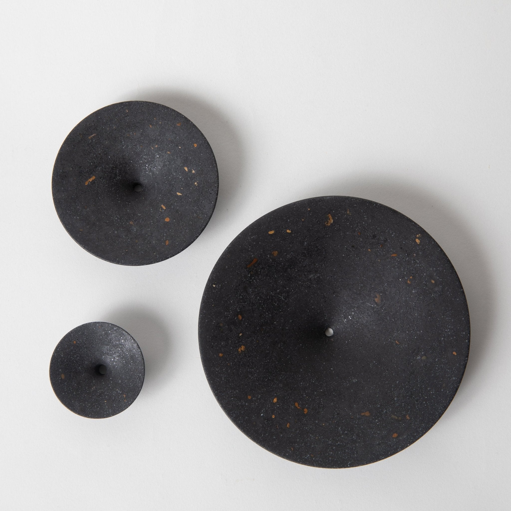 Pretti.CoolDimple Wall Hook, Medium | Black Terrazzo - M.S Skincare