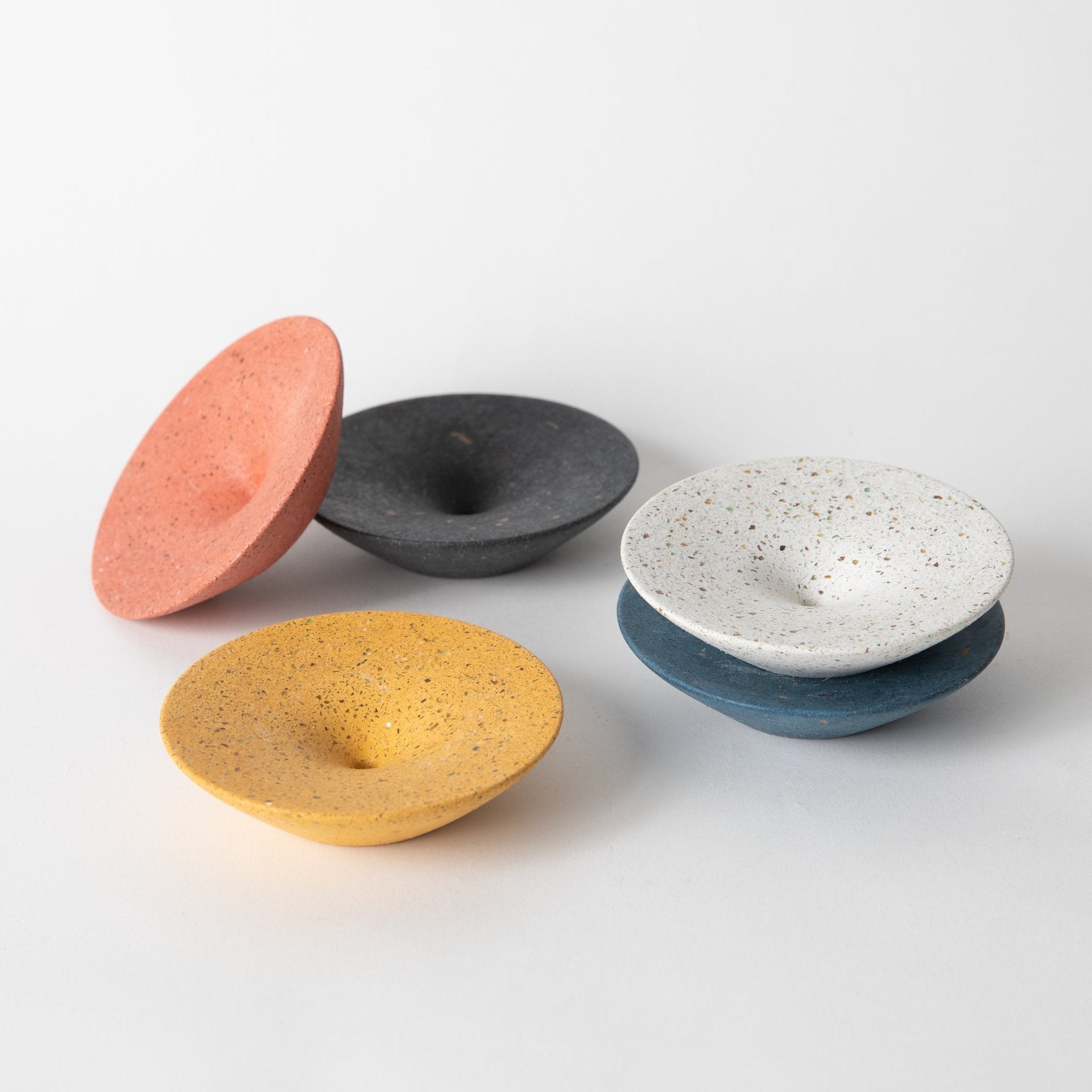 Pretti.Cool Dimple Wall Hook, Medium | Coral Terrazzo - M.S Skincare