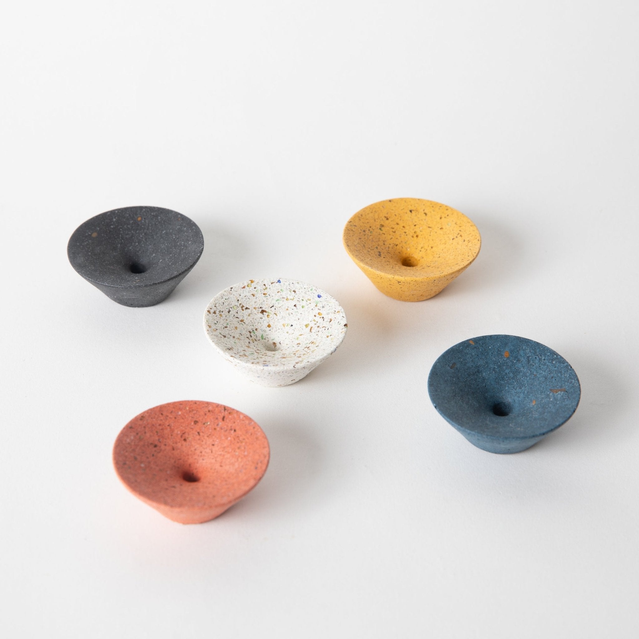 Pretti.Cool Dimple Wall Hook, Small | Coral Terrazzo - M.S Skincare