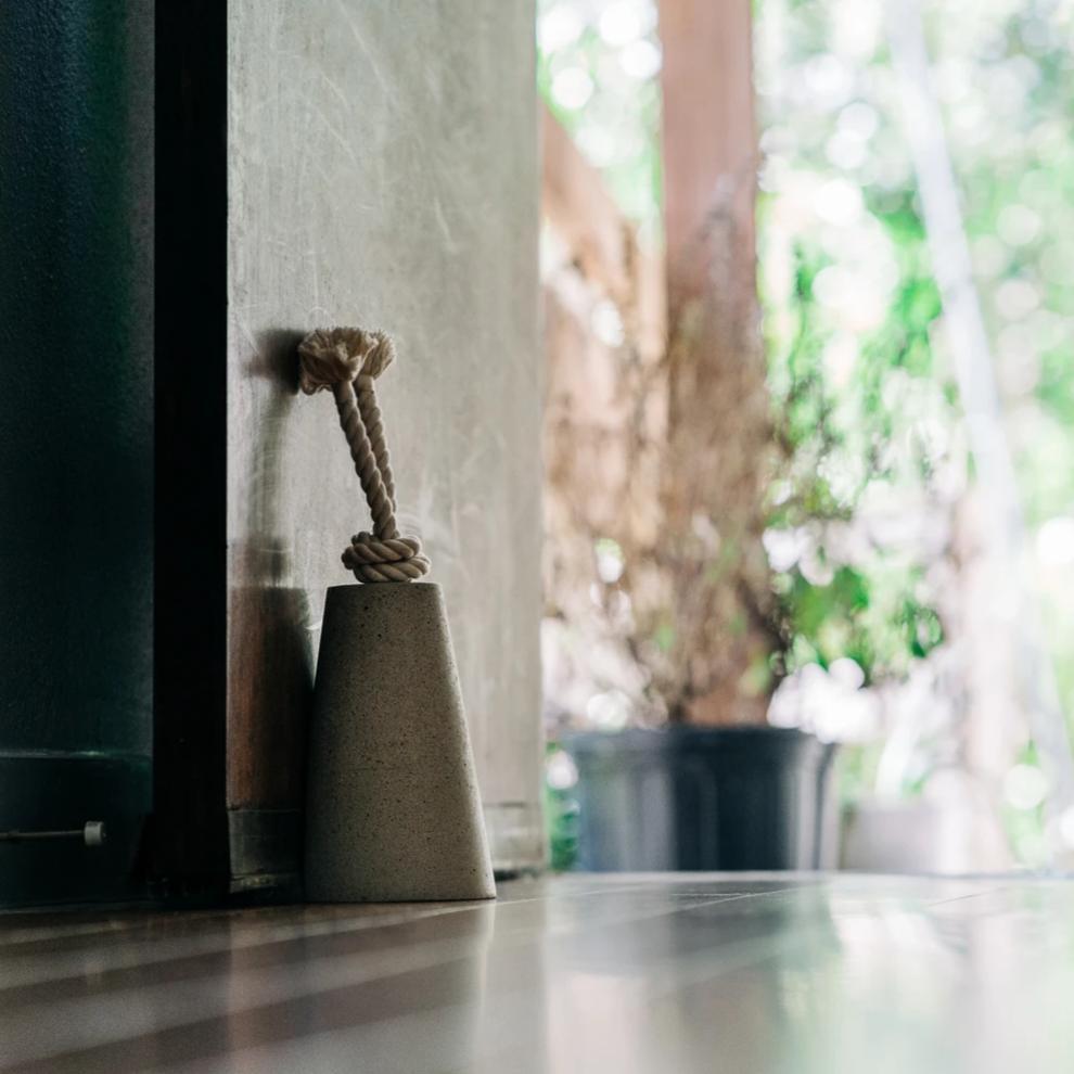 Pretti.Cool Door Stop | White Terrazzo