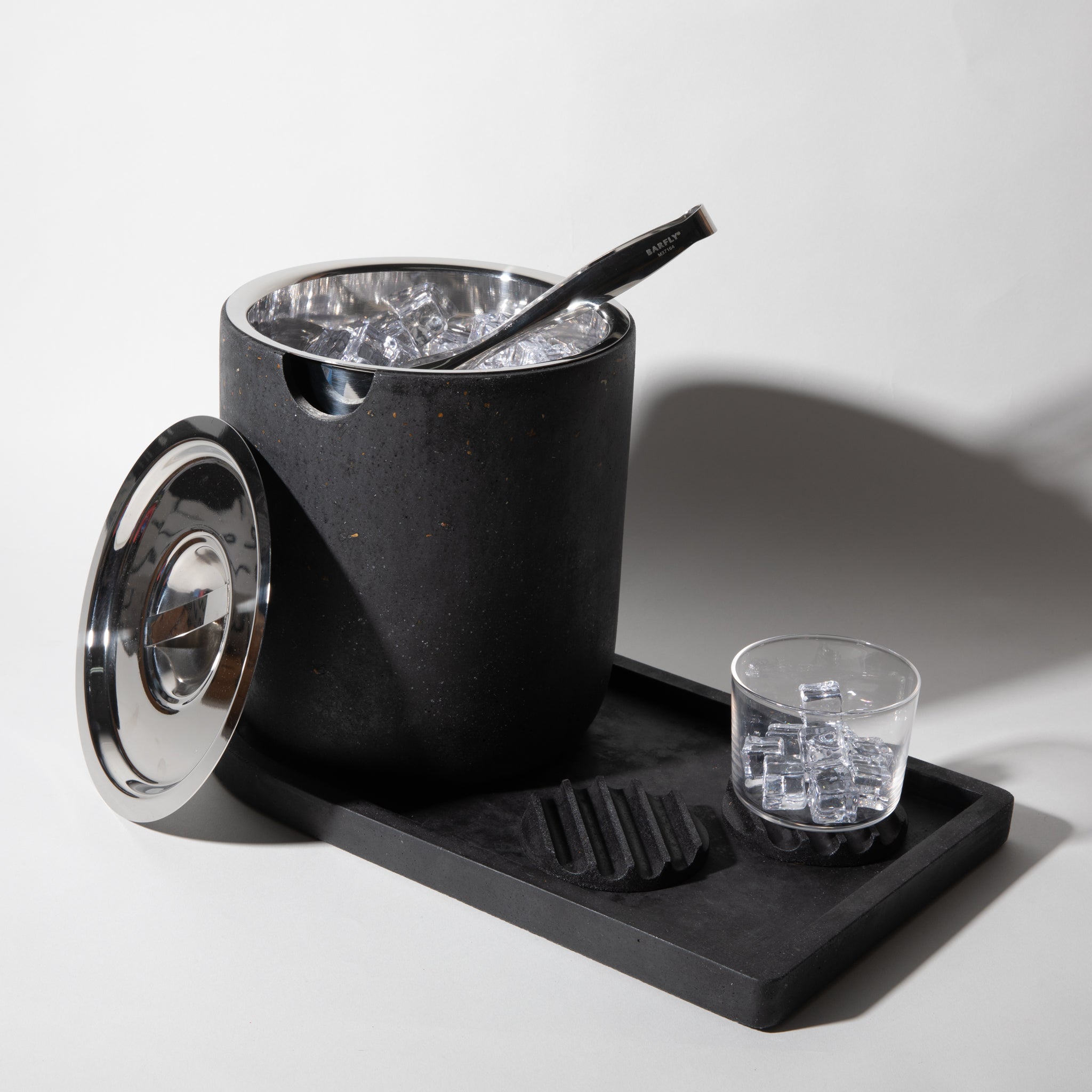 Pretti.Cool Ice Bucket Tray | Black Terrazzo