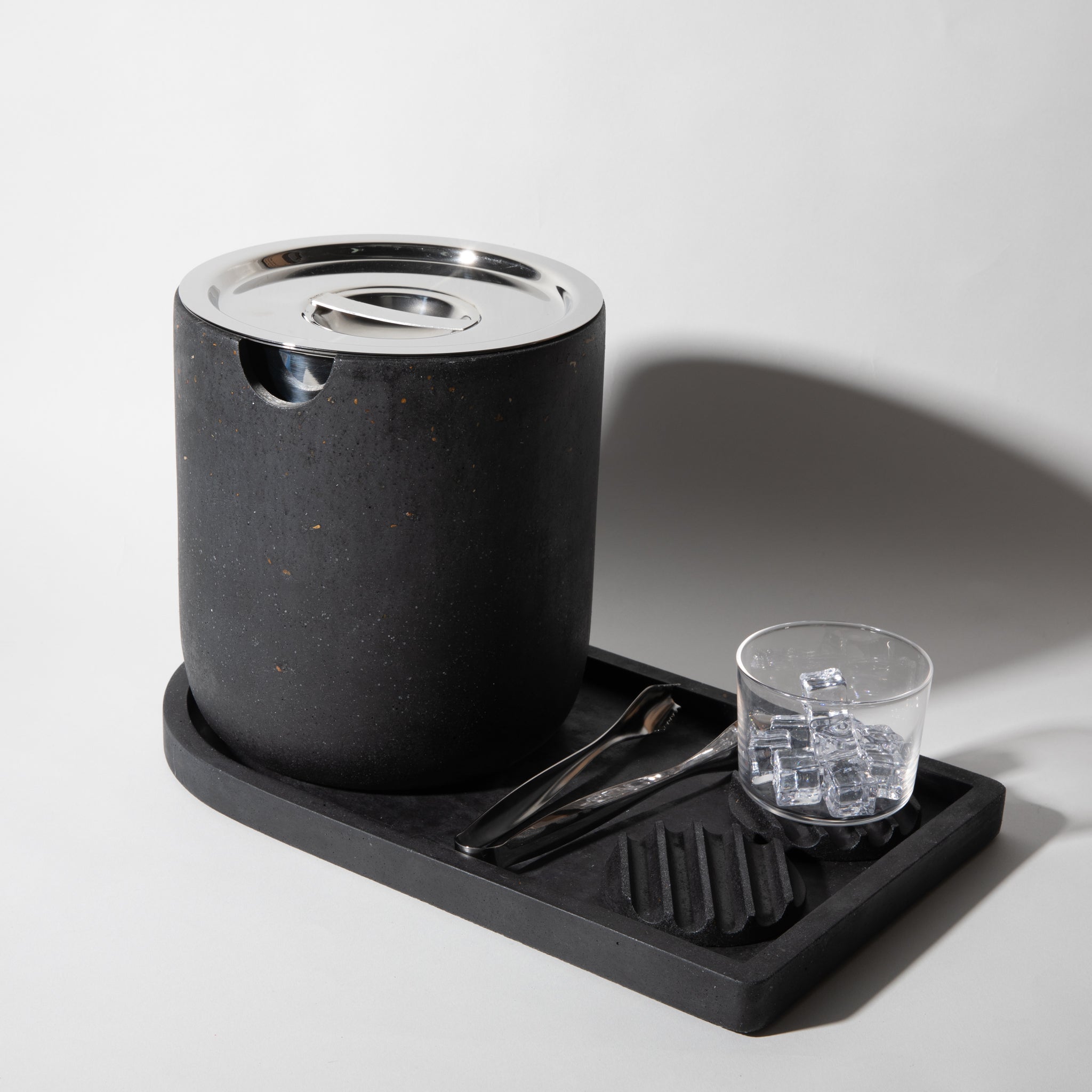 Pretti.Cool Ice Bucket Tray | Black Terrazzo