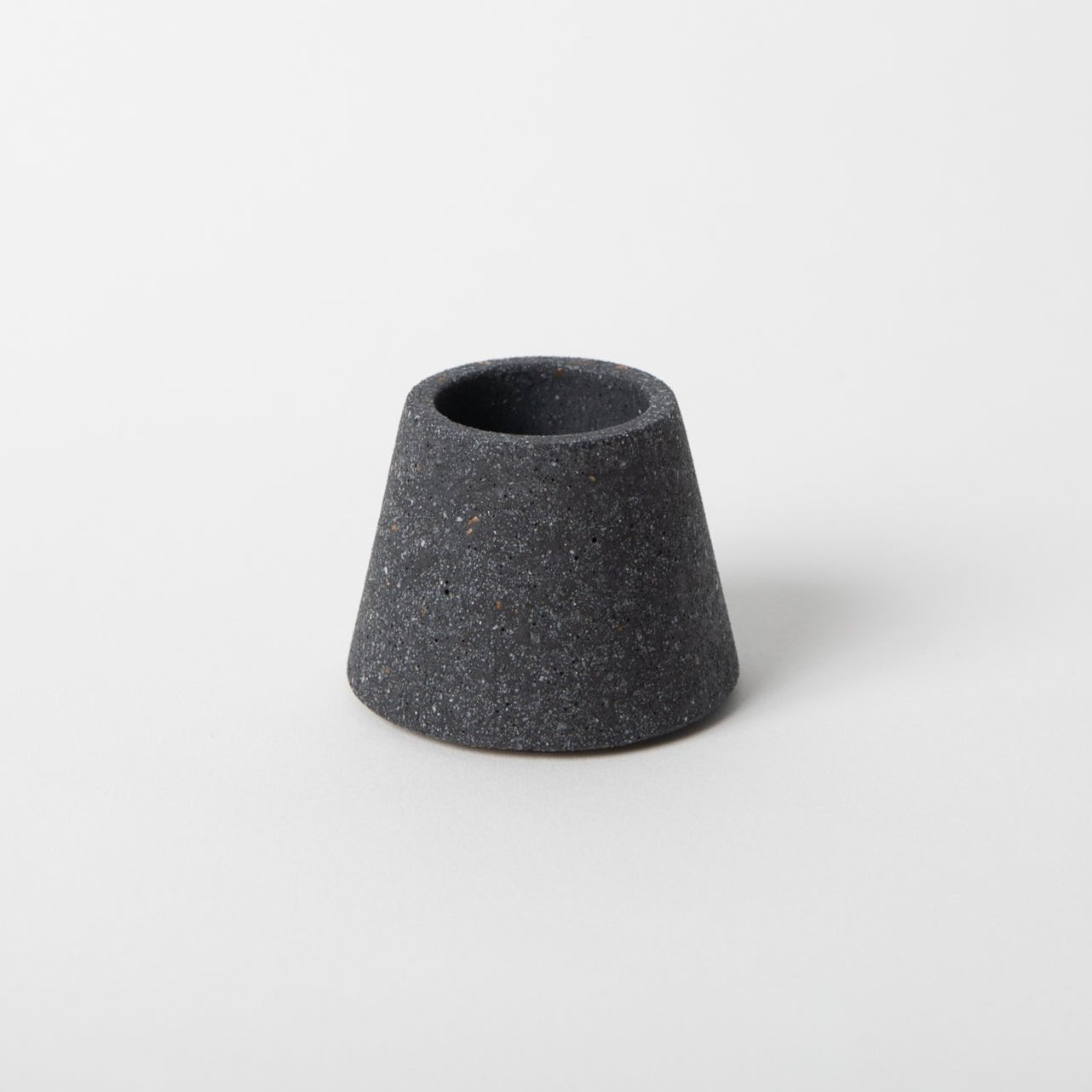 Pretti.Cool Matchstick Holder | Black Terrazzo