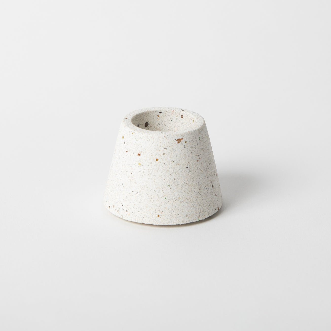 Pretti.Cool Matchstick Holder | White Terrazzo