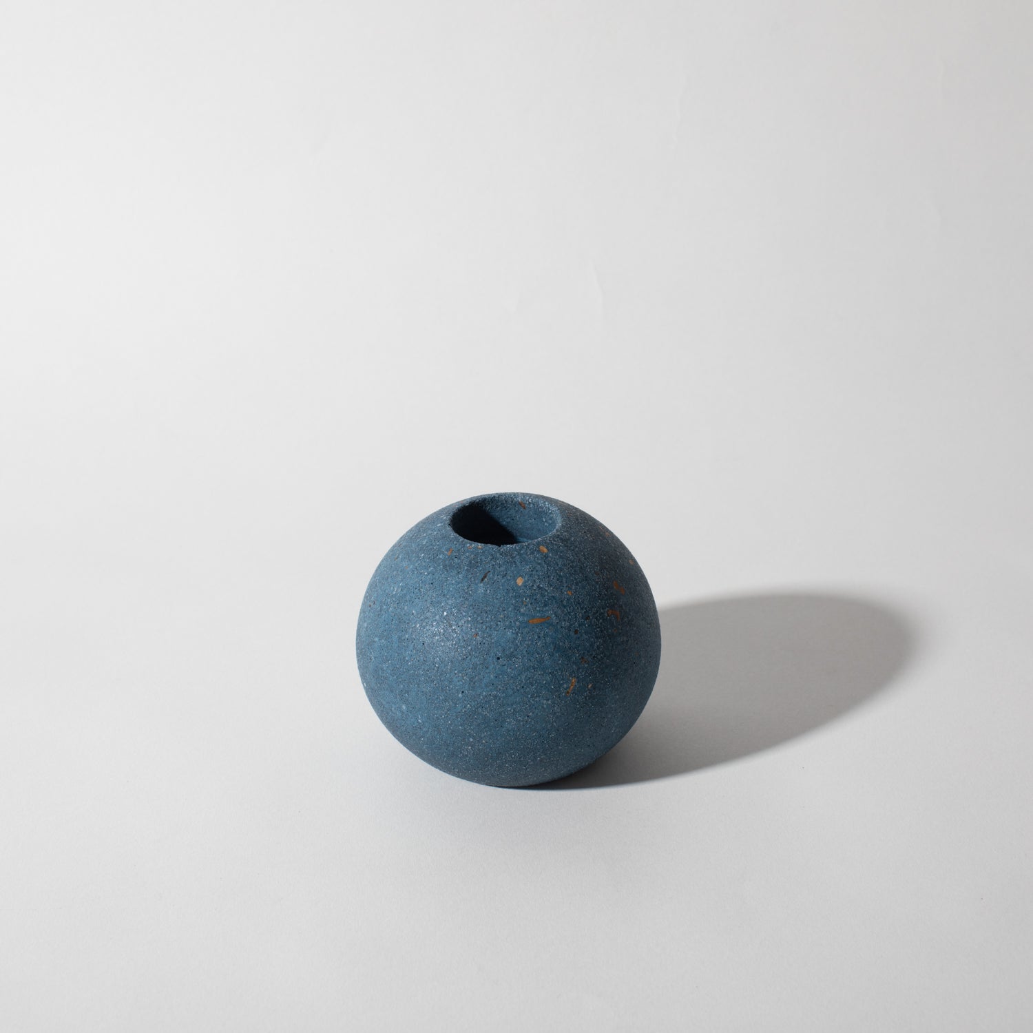 Pretti.CoolSphere Candlestick Holder | Cobalt Terrazzo - M.S Skincare