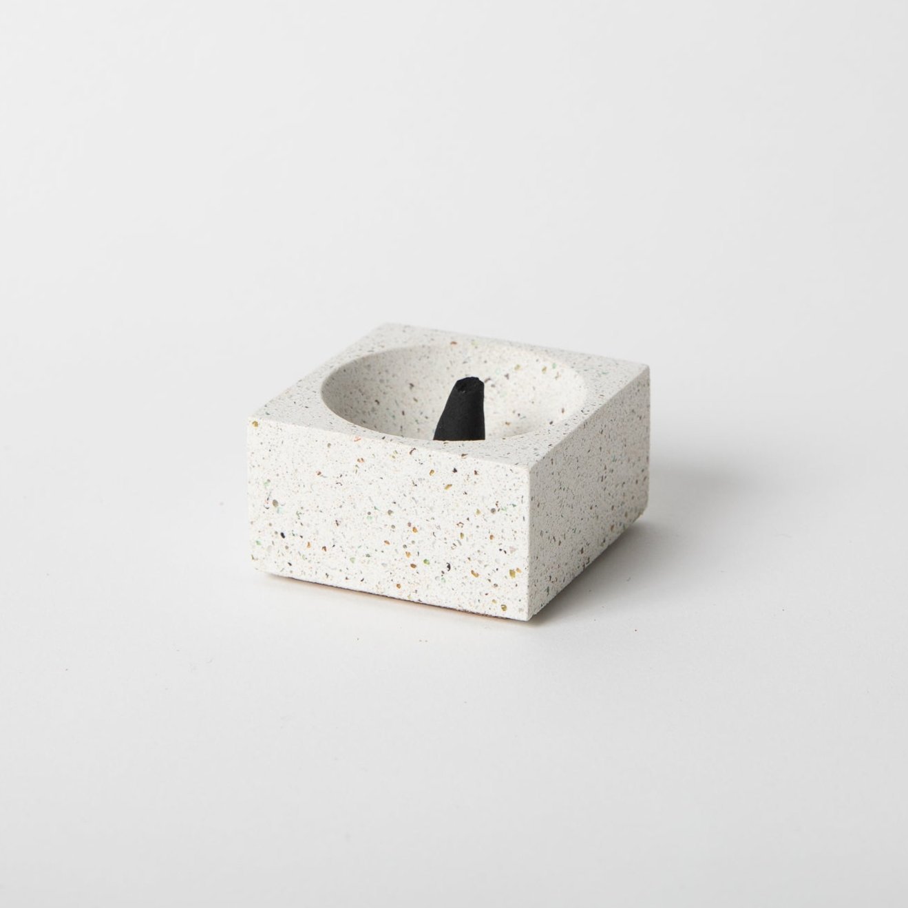 Pretti.CoolSquare Incense Holder | White Terrazzo - M.S Skincare