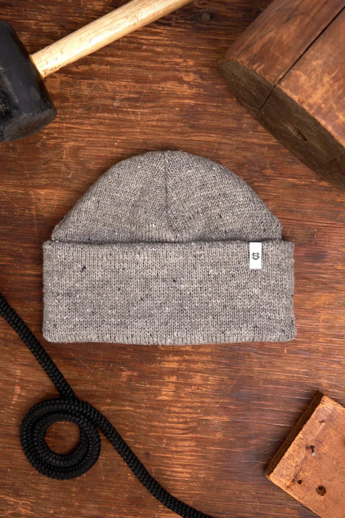 Gorro de lana de tweed gris