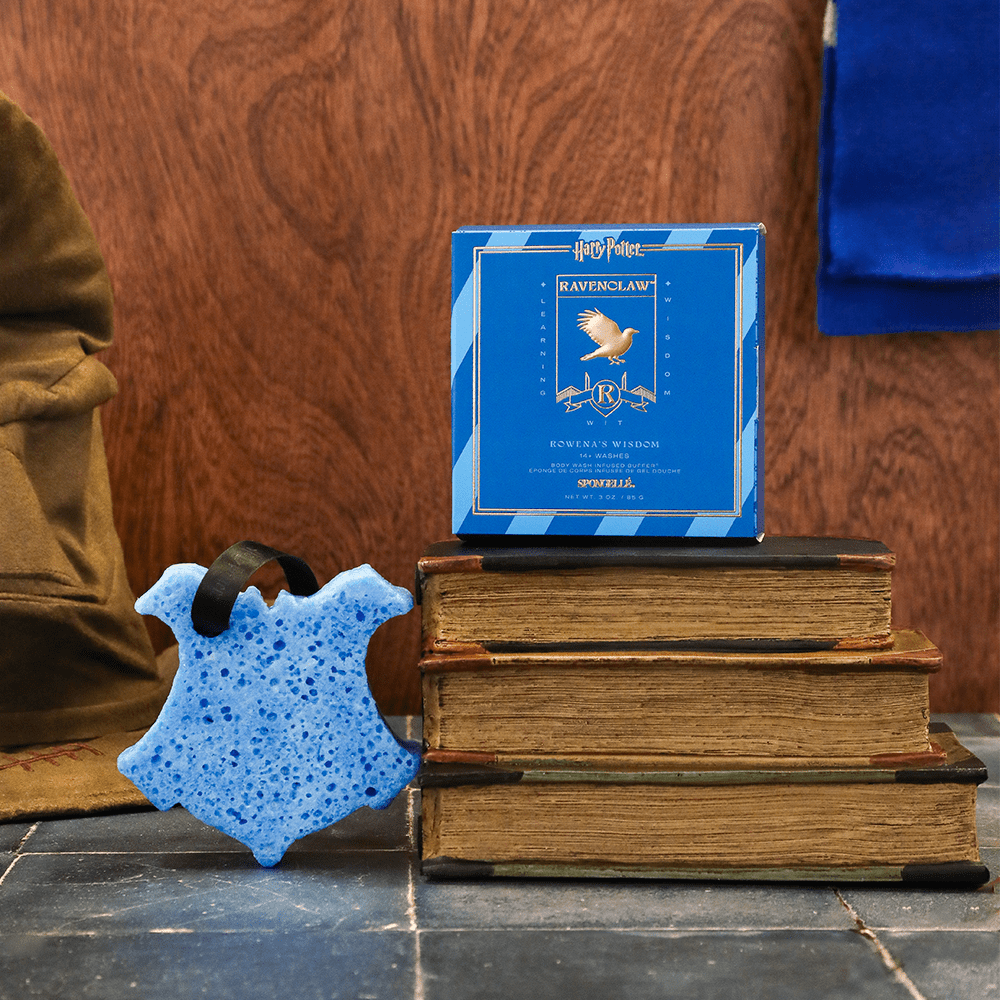 Spongellé Ravenclaw™ Rowena's Wisdom Buffer | Harry Potter™ Collection