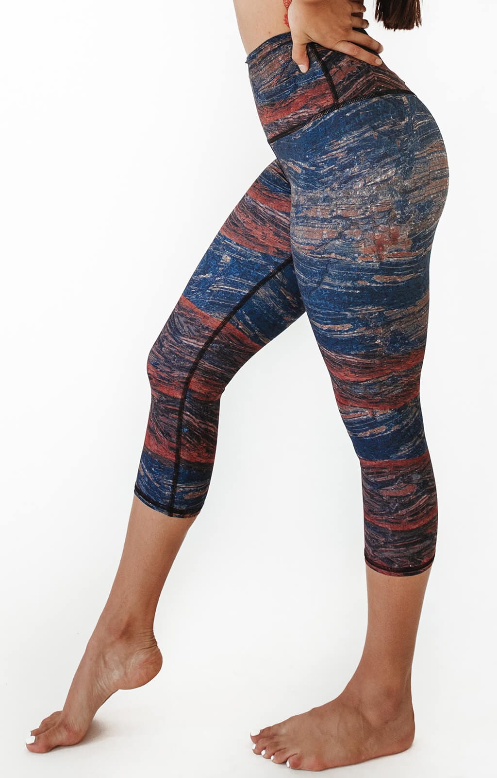 Yoga DemocracyPedra Printed Yoga Crops - M.S Skincare