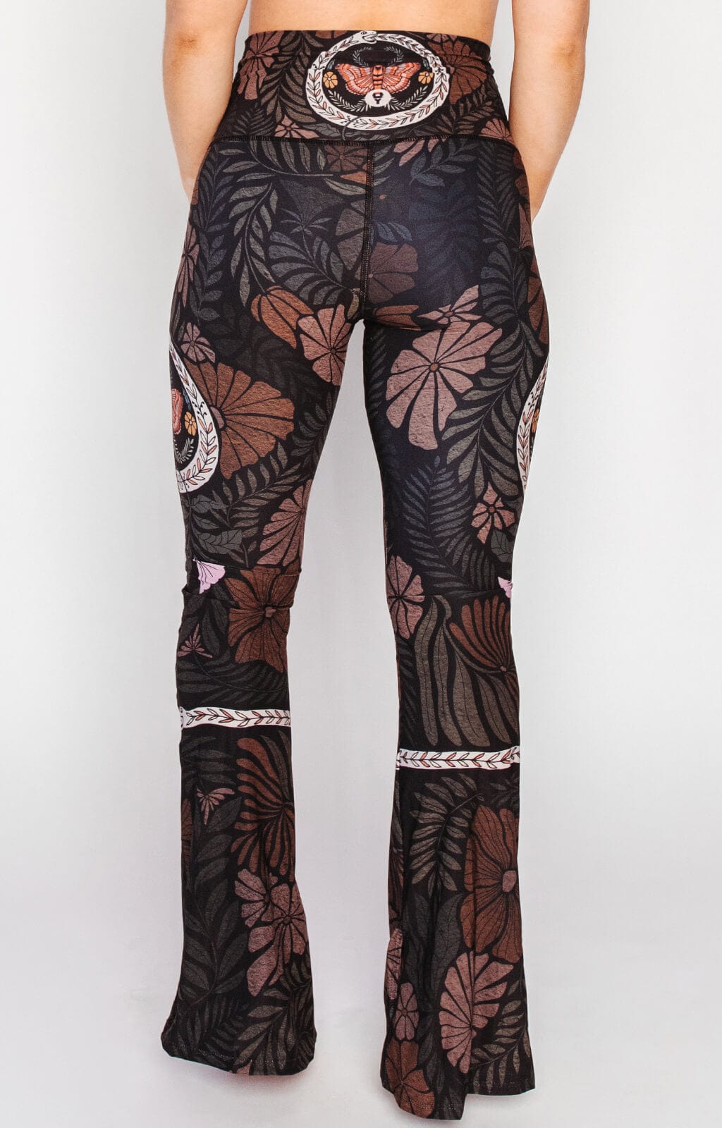 Yoga DemocracySplit Flare Pant In Ouroboros - M.S Skincare