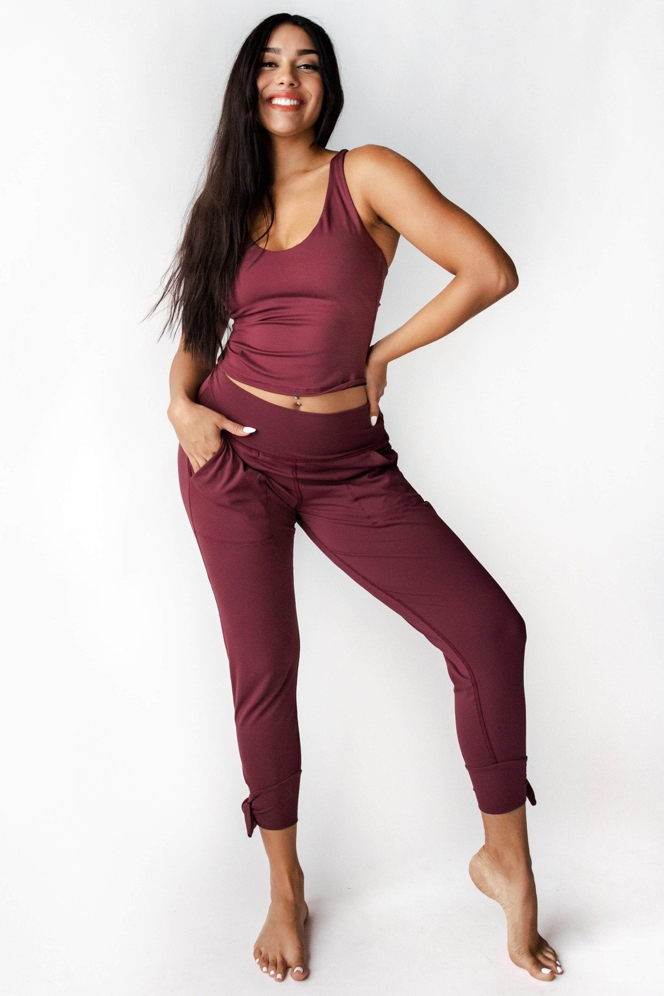 Yoga DemocracySunday Jogger in Maroon - M.S Skincare